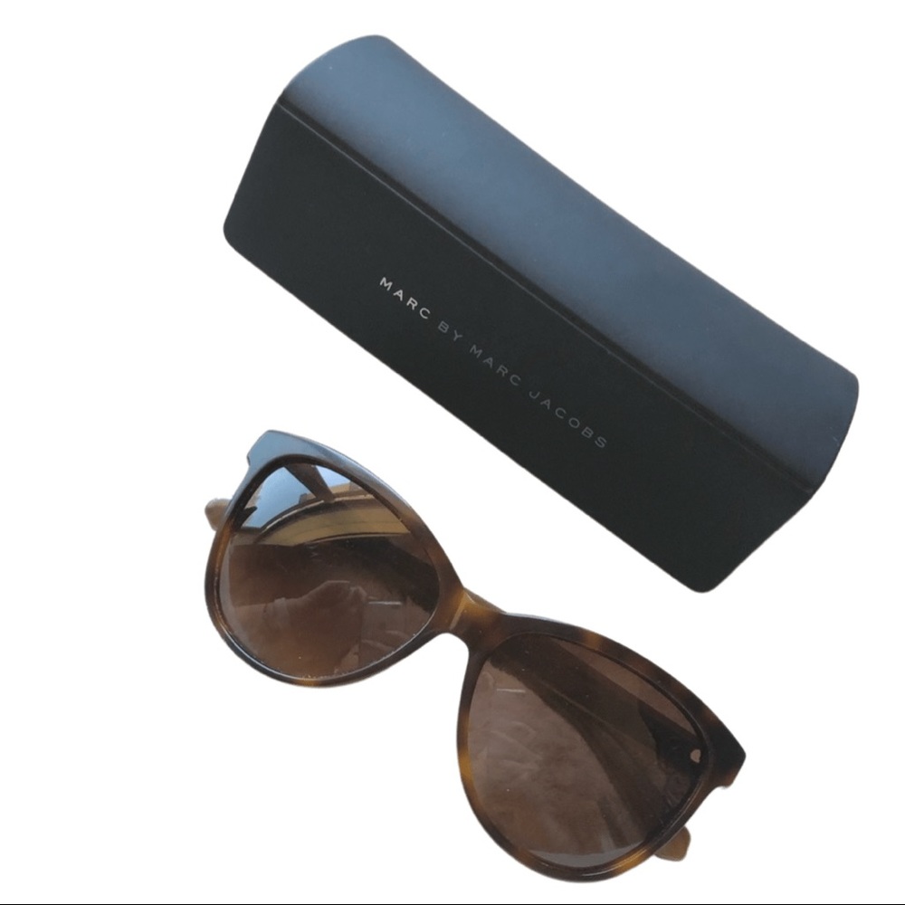 ✨HP✨ Marc by Marc Jacobs Sunglasses mmj4t1/s Tortoise